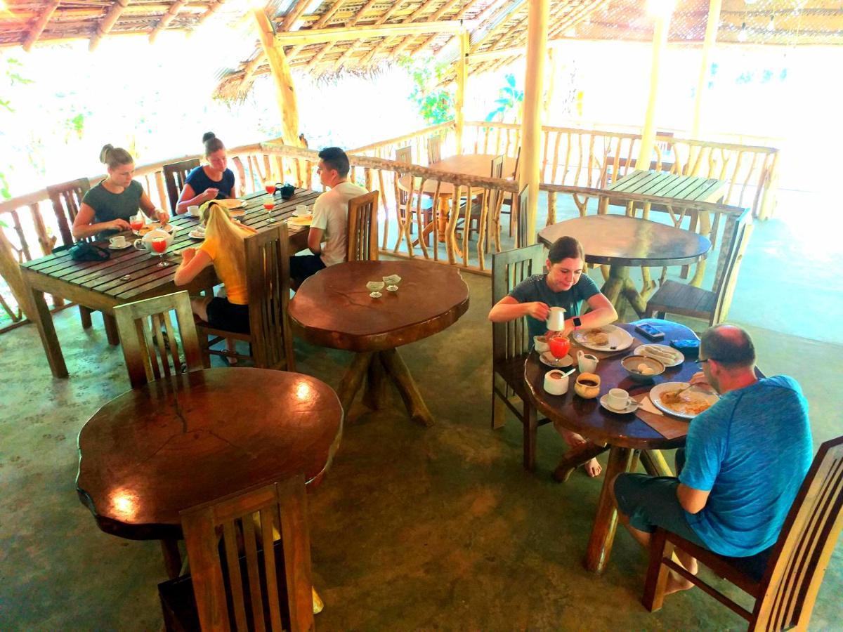 Elephant Paradise Safari Bungalow 우다왈라웨 외부 사진